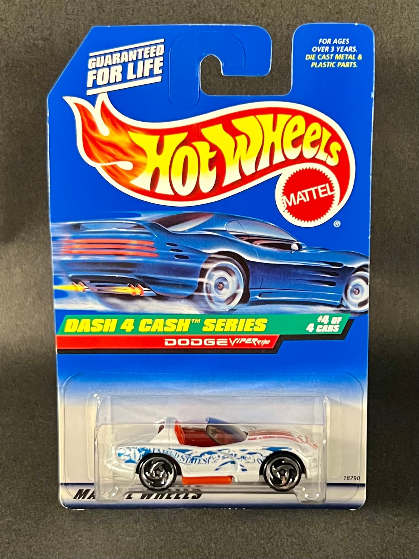 1997 Hot Wheels #724 Dash 4 Cash Series Dodge Viper RT/10, White