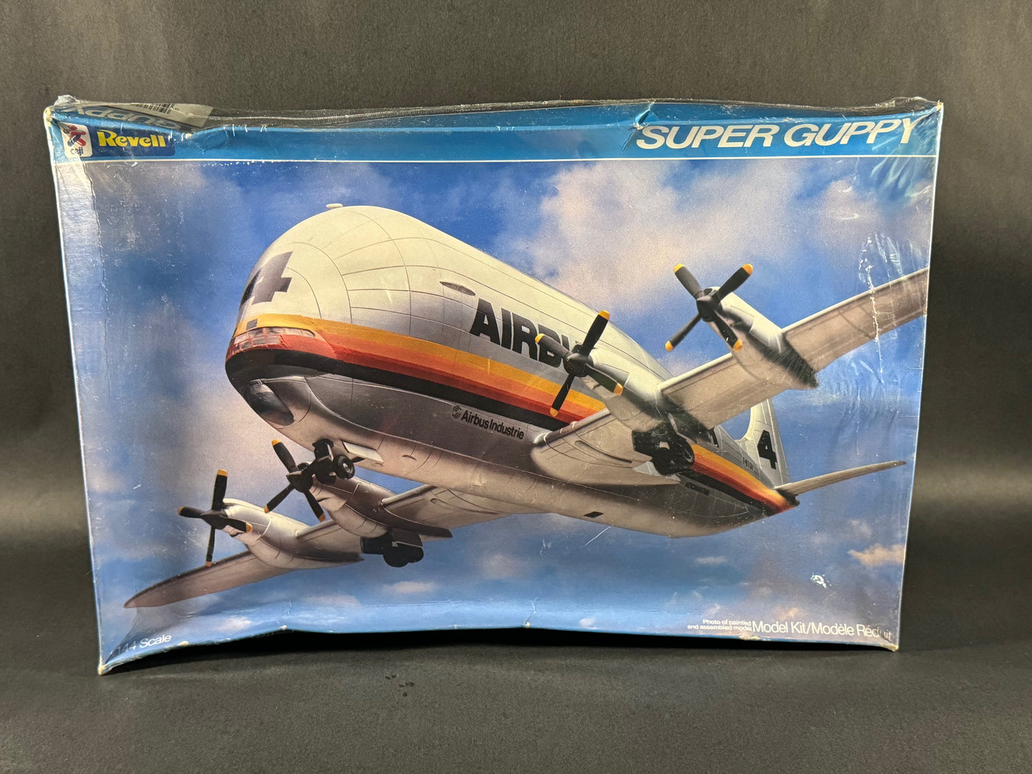 1985 Ceji Revell Model Kit 4743 1:144 Scale Super Guppy
