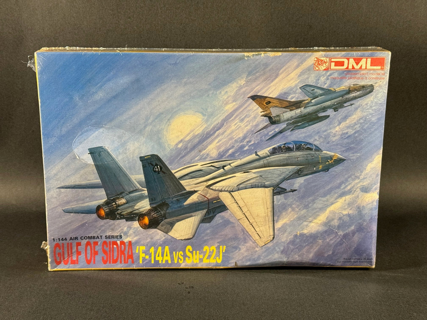 1989 DML Model Kit 4001 1:144 Scale Gulf of Sidra F-14A vs SU-22J