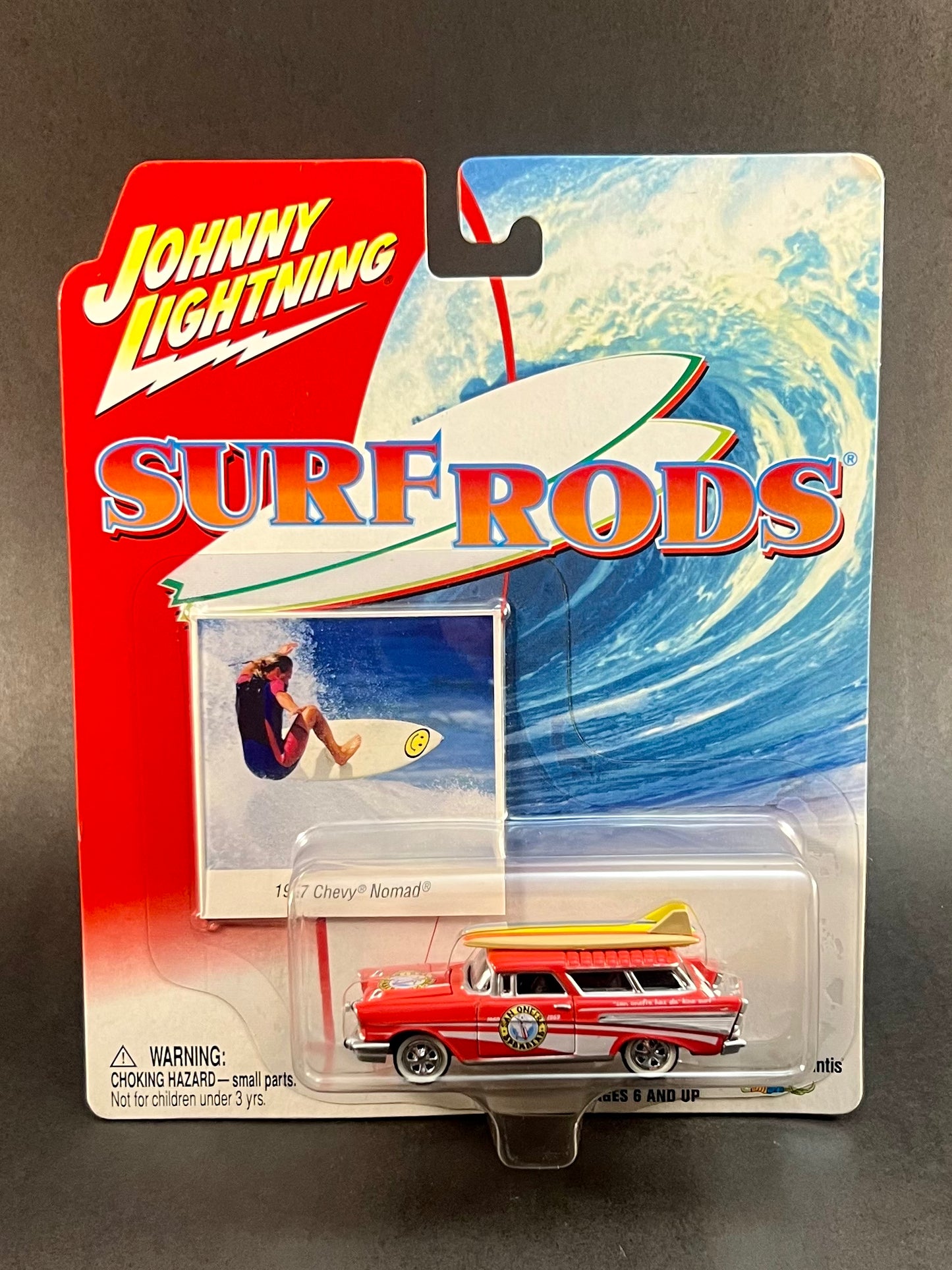 2003 Johnny Lightning Surf Rods 1957 Chevy Nomad, Red