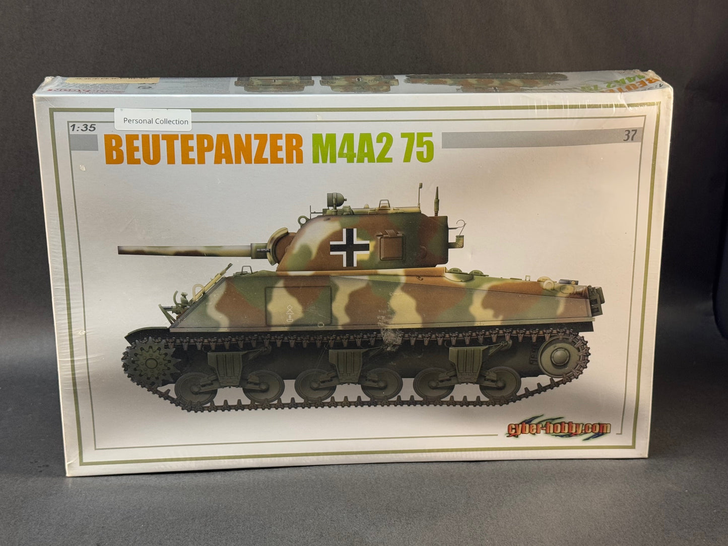 2009 Cyber Hobby Model Kit 6529 1:35 Scale Beutepanzer M4A2 75
