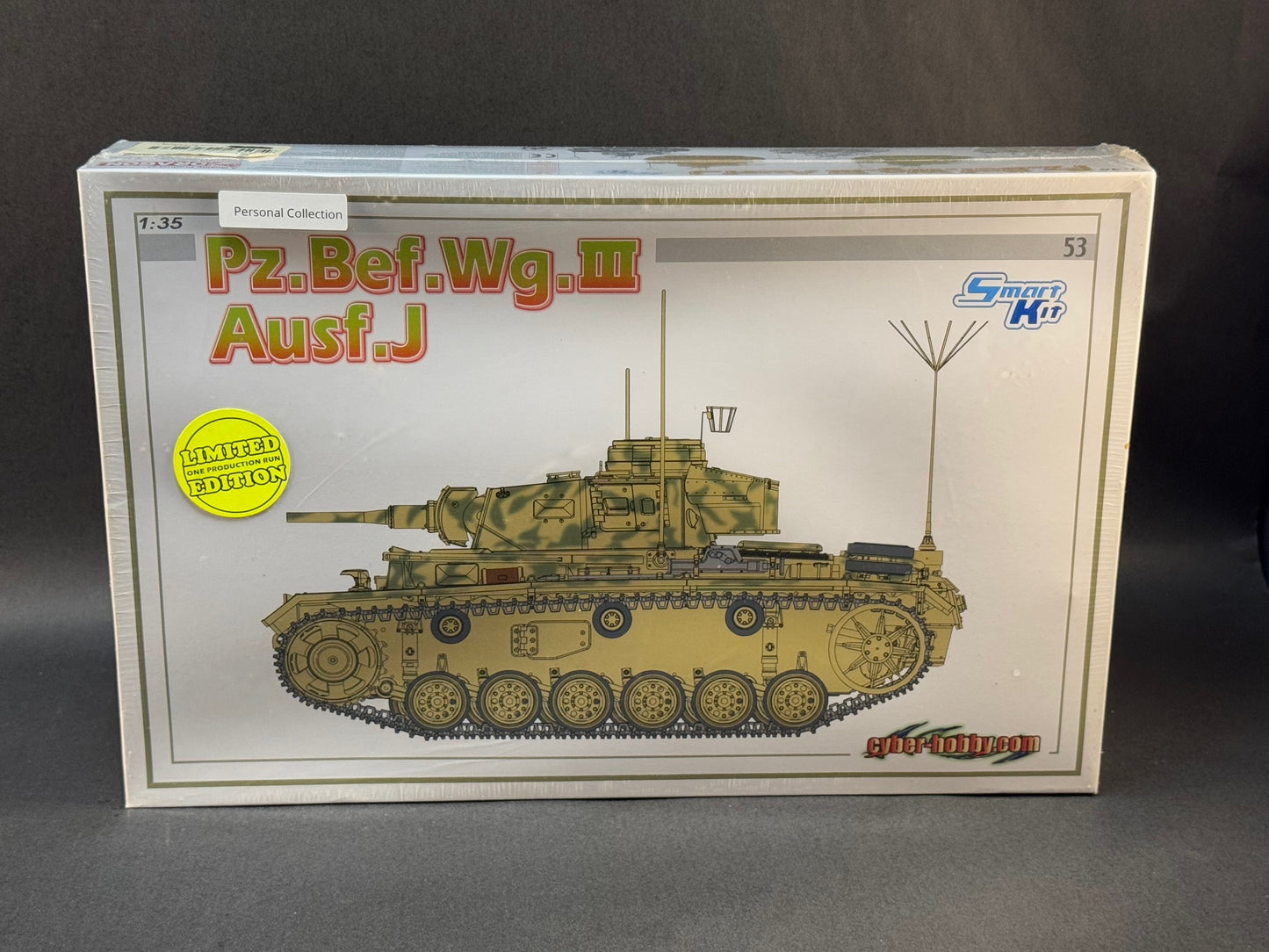 cyber-hobby.com Model Kit 6544 1:35 Scale Pz.Bef.Wg.III Ausf.J