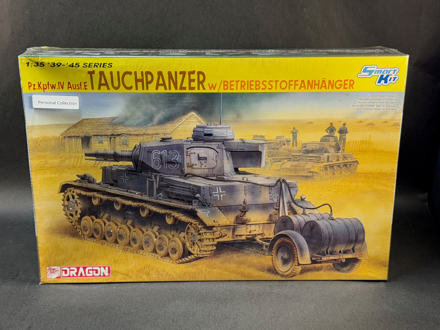 Dragon Models Kit 6402 1:35 Scale Pz.Kpfw.IV Ausf.E Tauchpanzer w/Betriebsstoffanhanger