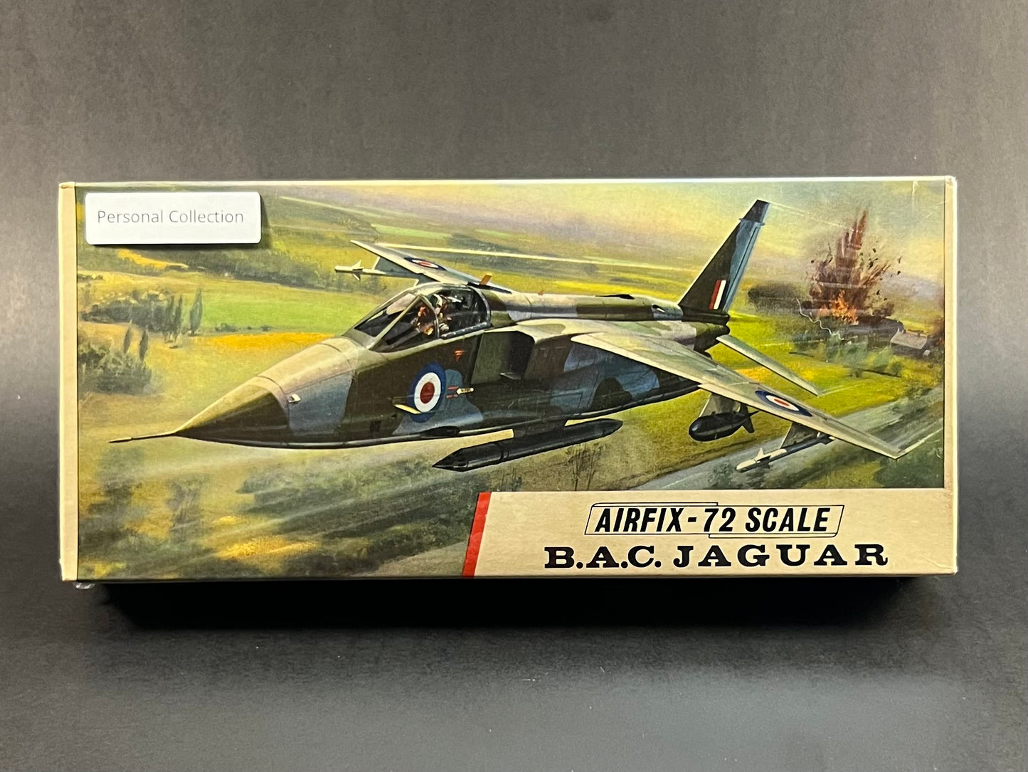 Airfix-72 Model Kit 391 1:72 Scale BAC Jaguar