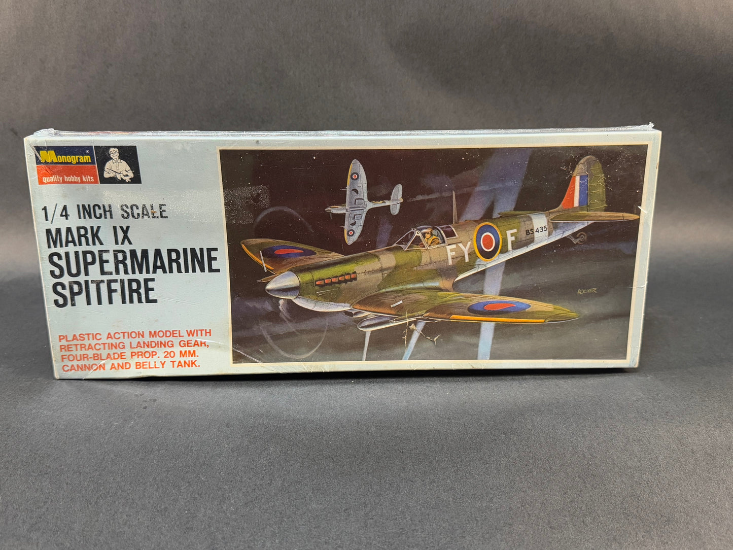 Monogram Model Kit PA79 1/4" Scale Mark IX Supermarine Spitfire