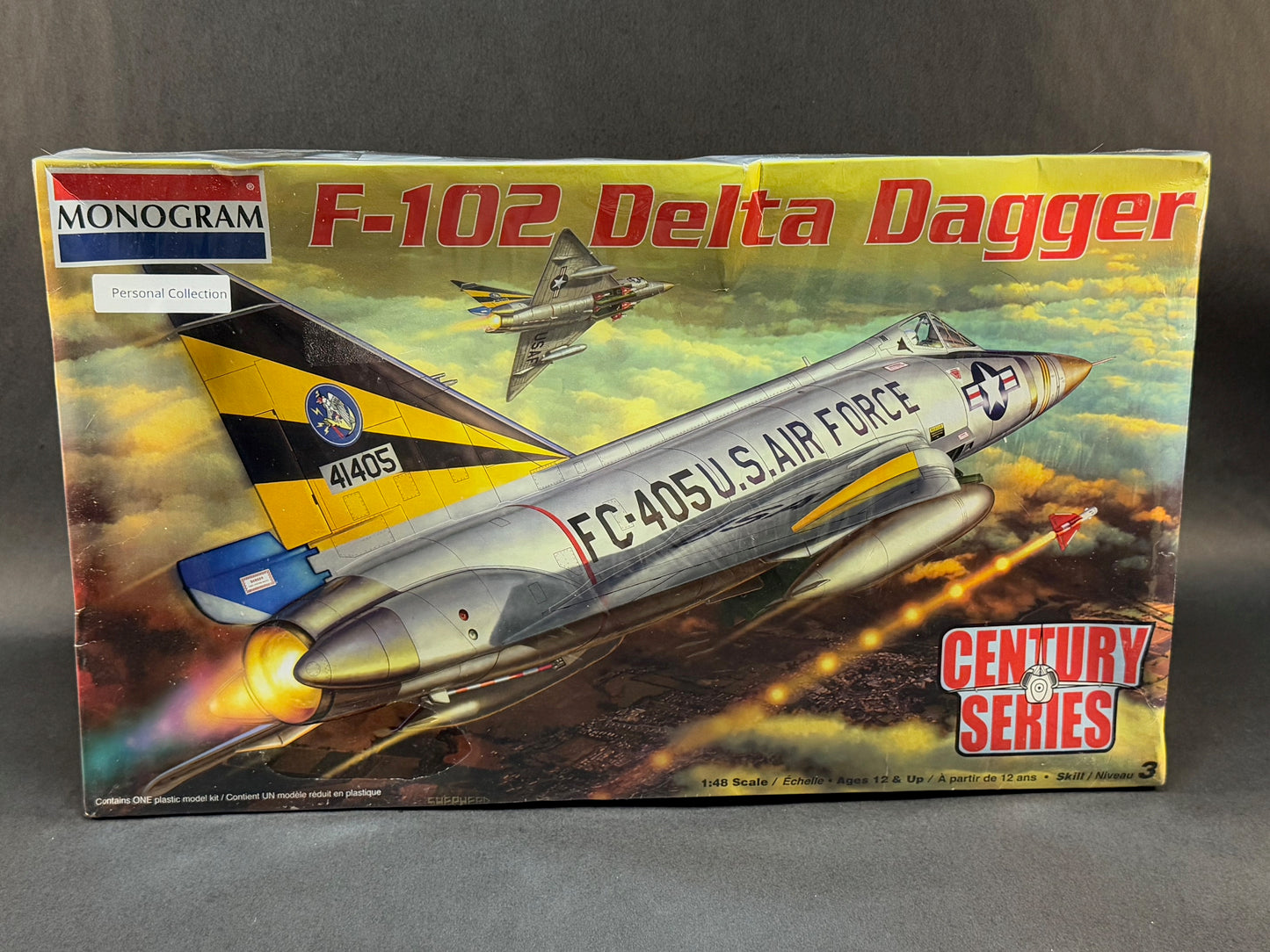 2002 Monogram Model Kit 85-5518 1:48 Scale F-102 Delta Dagger