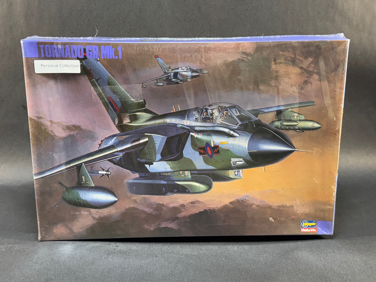 1989 Hasegawa Model Kit K28 1:72 Scale Panavia Tornado GR Mk.1 'RAF/RSAF'