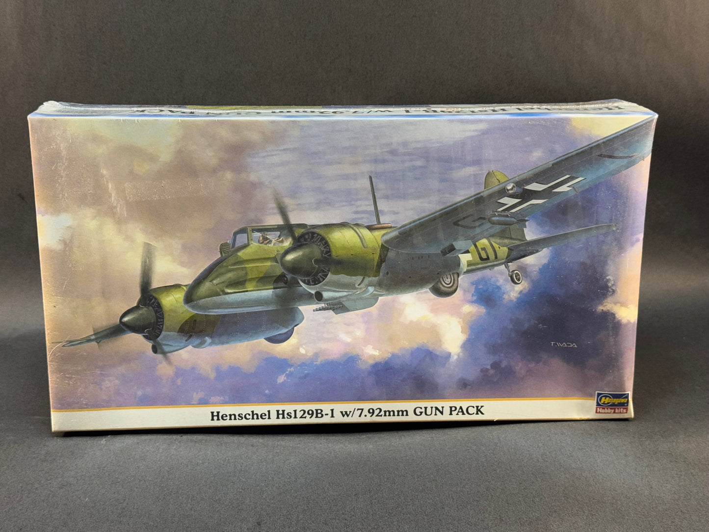 2002 Hasegawa Model Kit 09422 1:48 Scale Henschel Hs129B-1 w/ 7.92mm Gun Pack