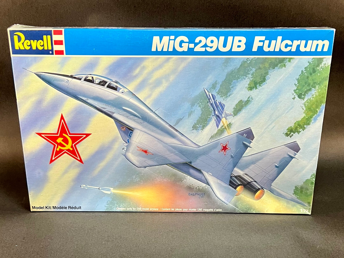 1989 Revell Model Kit 4766 1:72 Scale MiG-29UB Fulcrum