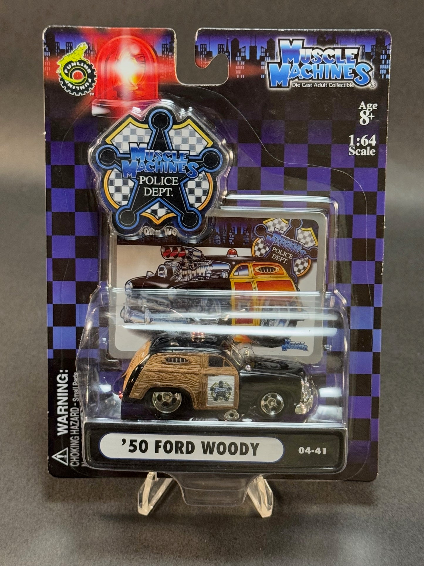 2004 Muscle Machines Police Dept. 04-41 '50 Ford Woody, Black and White