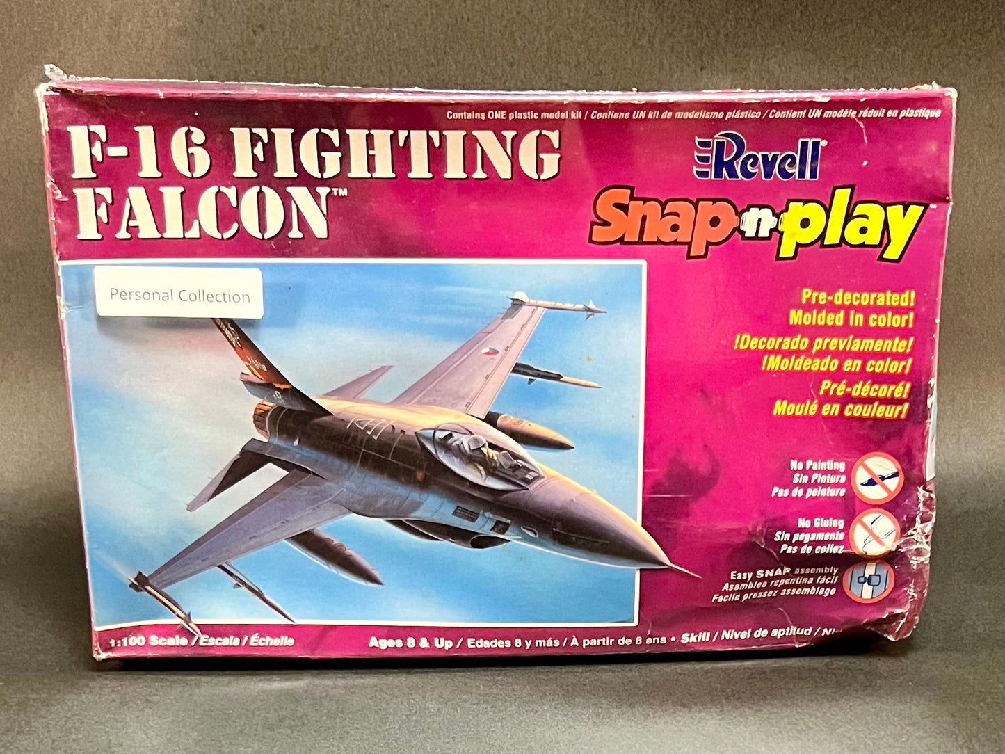 2011 Revell Model Kit 85-1368 1:100 Scale F-16 Fighting Falcon