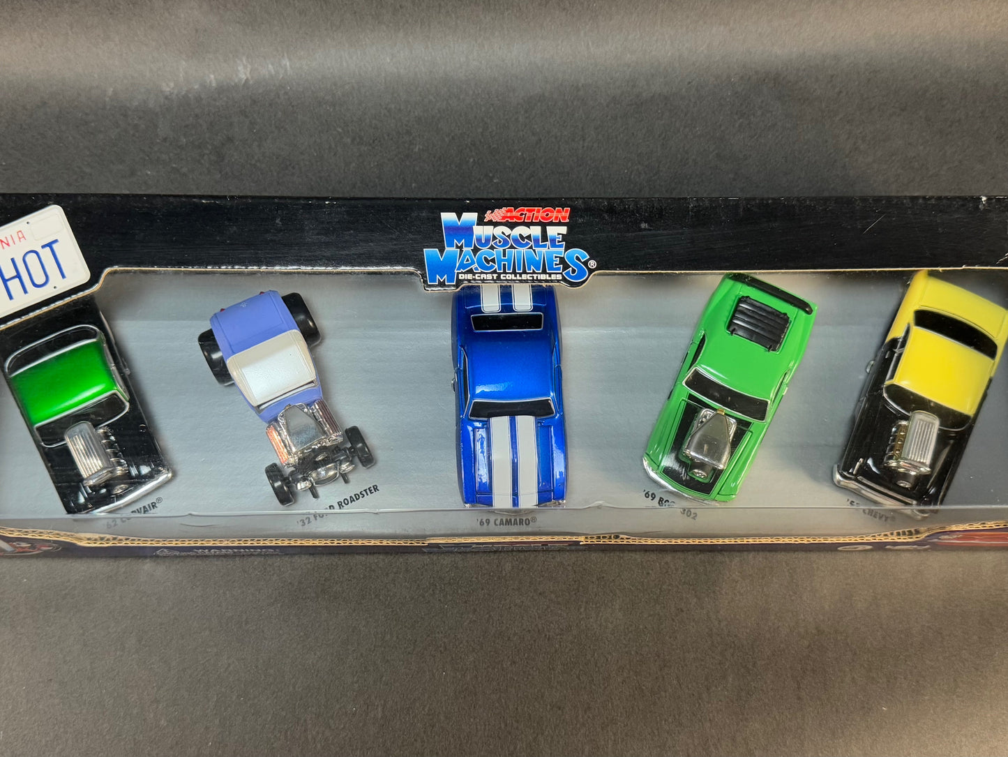 2005 Muscle Machines California Too Hot 5 Car Set (Version 13)
