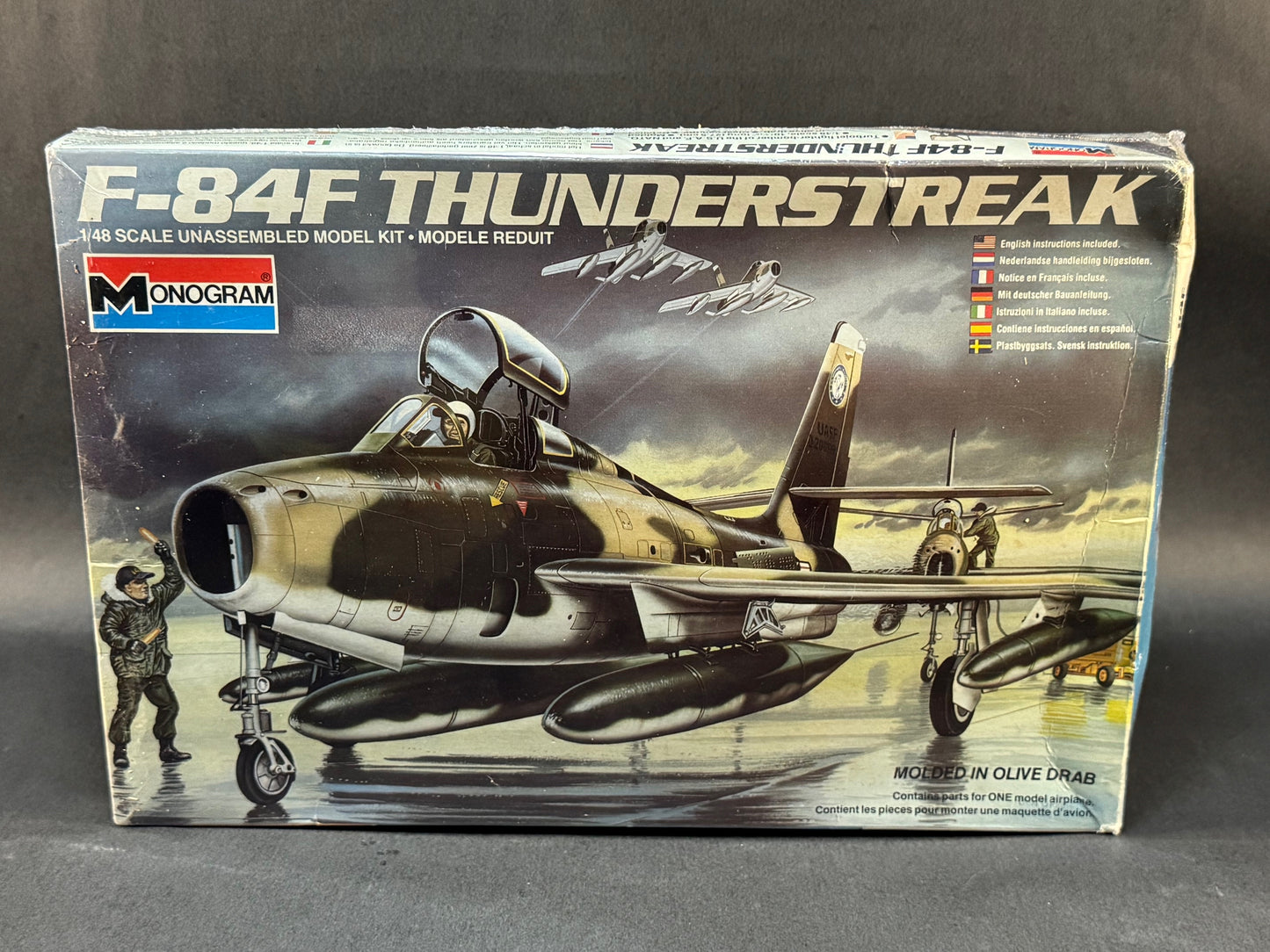 1984 Monogram Model Kit 5432 1:48 Scale F-84F Thunderstreak