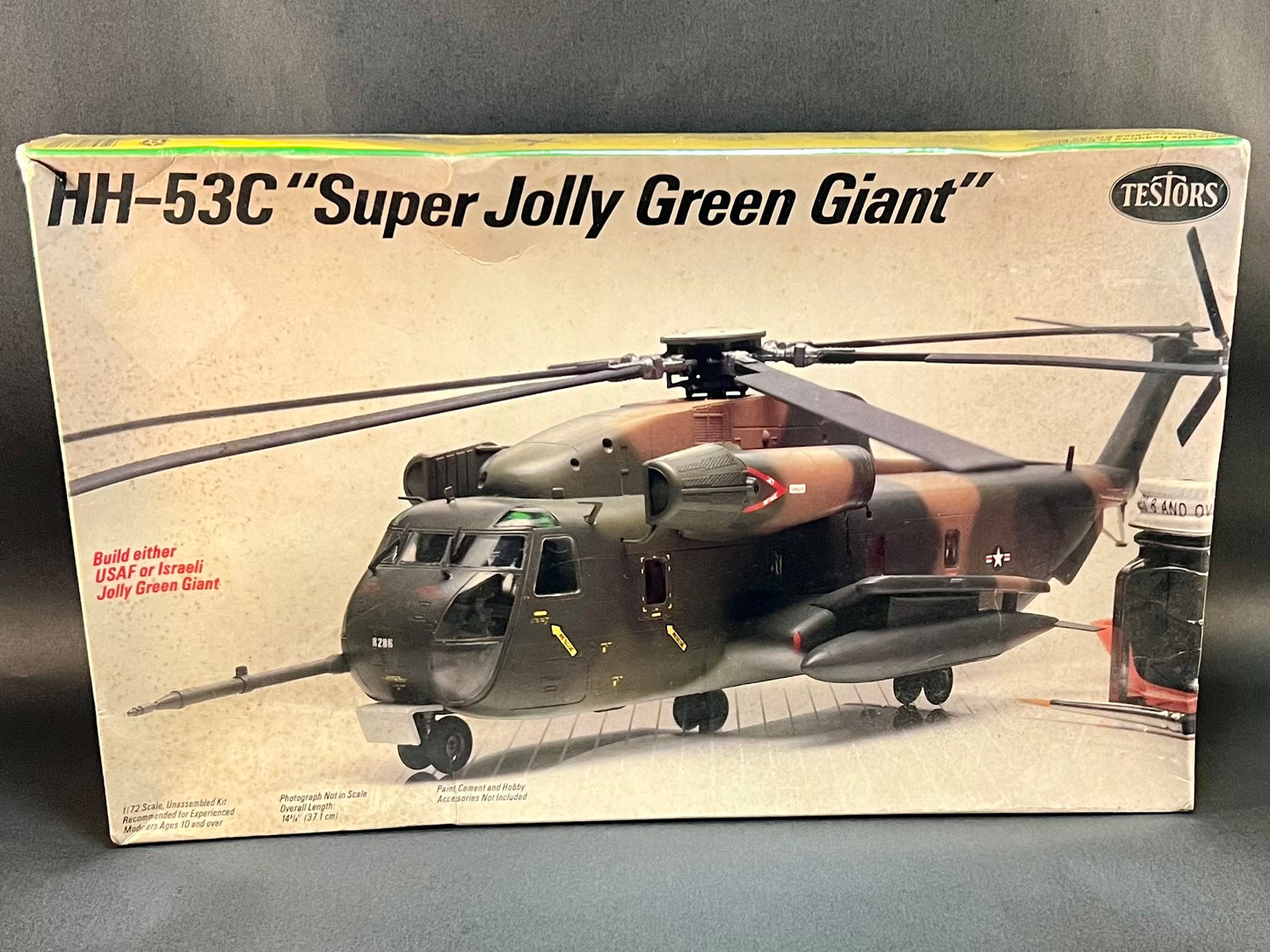 Testors 366 1:72 HH-53C "Super Jolly Green Giant"