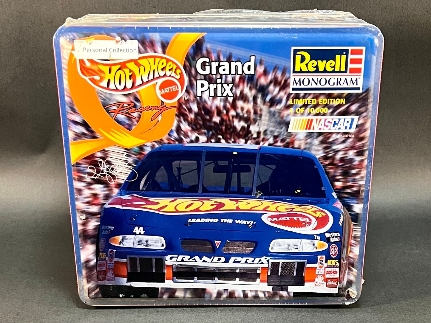 1997 Revell Monogram Model Kit 85-4117 1:24 Scale Hot Wheels Grand Prix