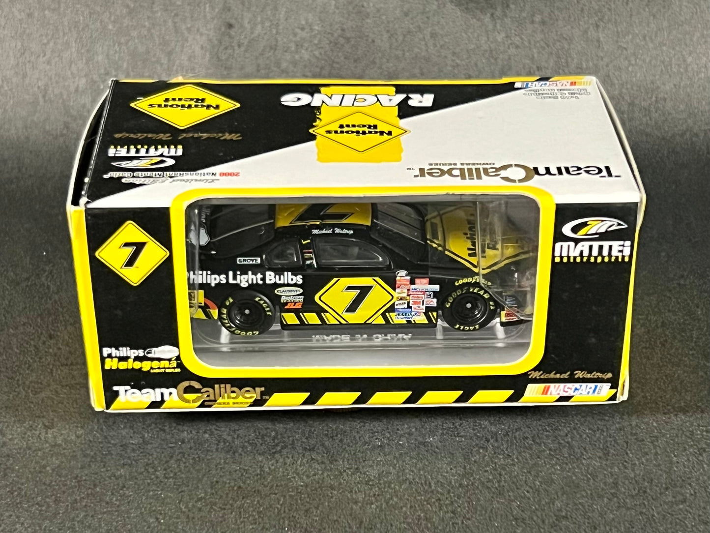 2002 Team Caliber Owner's Series NationsRent Michael Waltrip #7, Black and Yellow