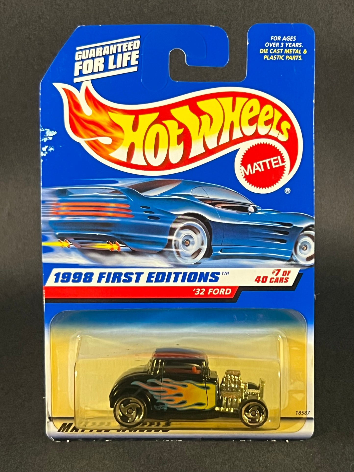 1997 Hot Wheels 1998 First Editions #7 '32 Ford, Black *Yellow Blister