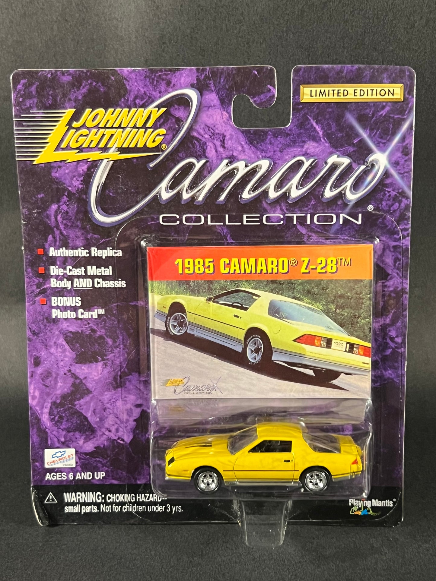 2000 Johnny Lightning Camaro Collection 1985 Camaro Z-28, Yellow