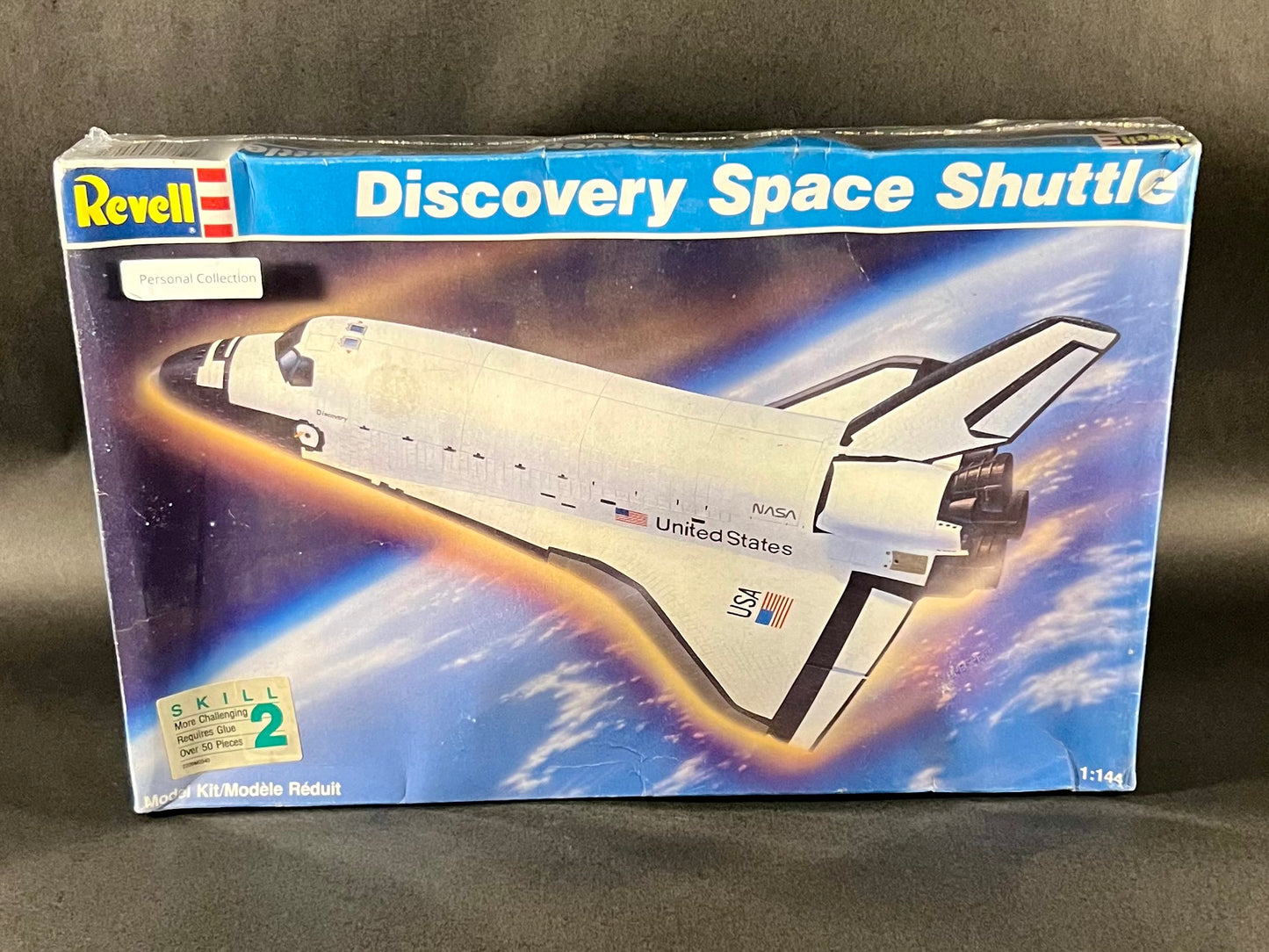 1988 Revell Model Kit 4543 1:144 Scale Discovery Space Shuttle