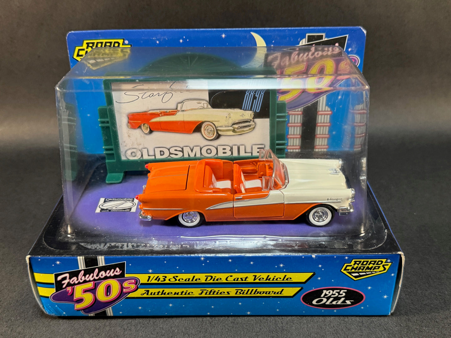 1997 Road Champs Fabulous 50's 1955 Oldsmobile Starfire, Orange and White