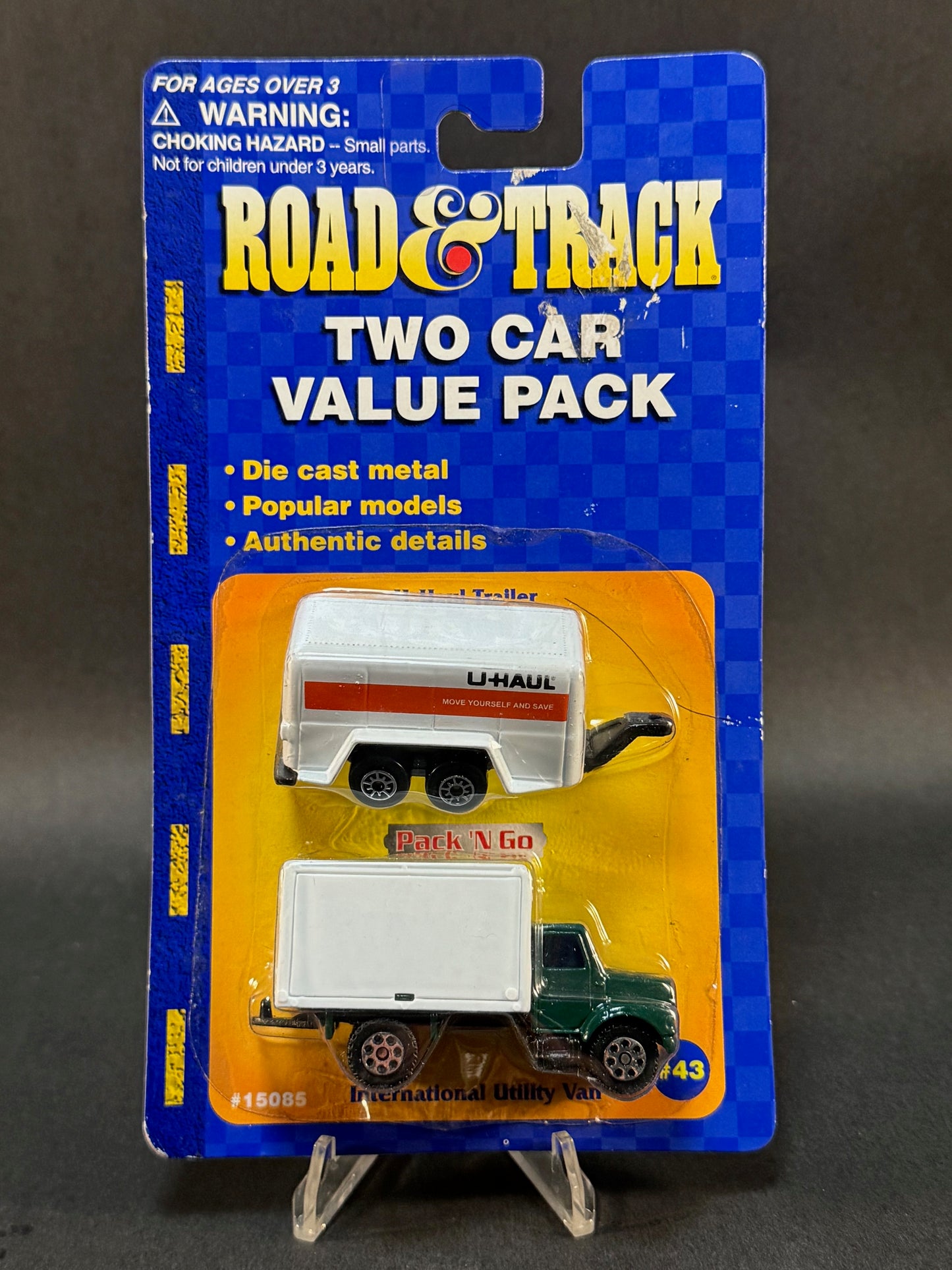 1998 Maisto Road & Track #43 Pack 'N Go Two Car Value Pack