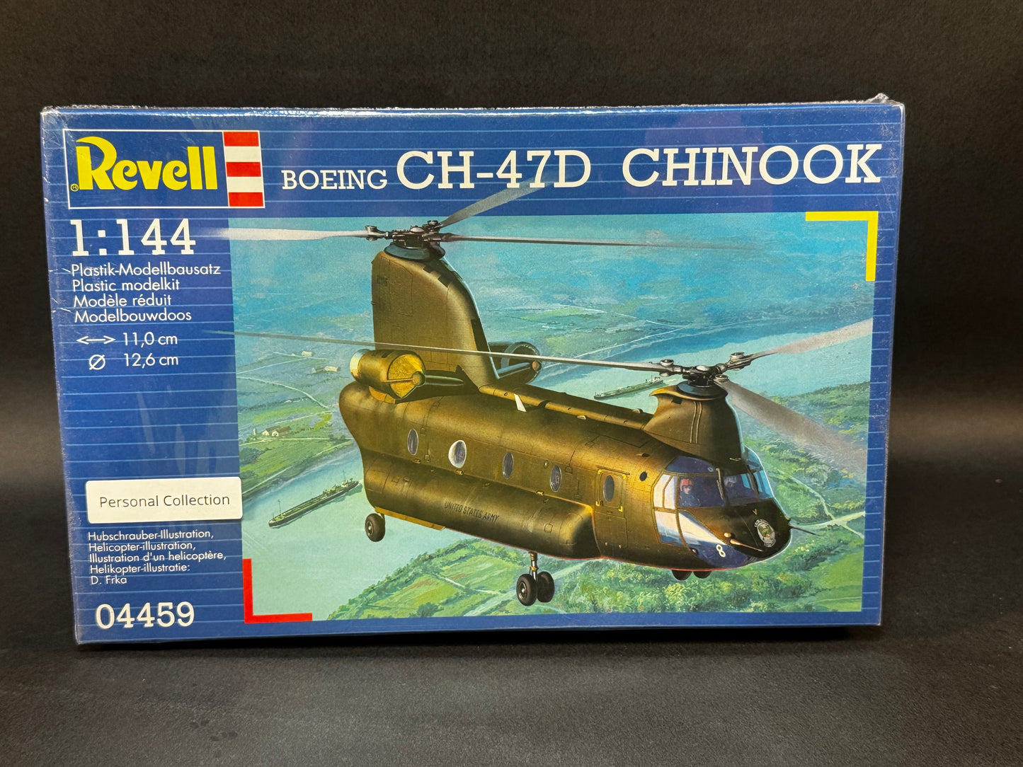 Revell Model Kit 04459 1:144 Scale Boeing CH-47D Chinook Helicopter