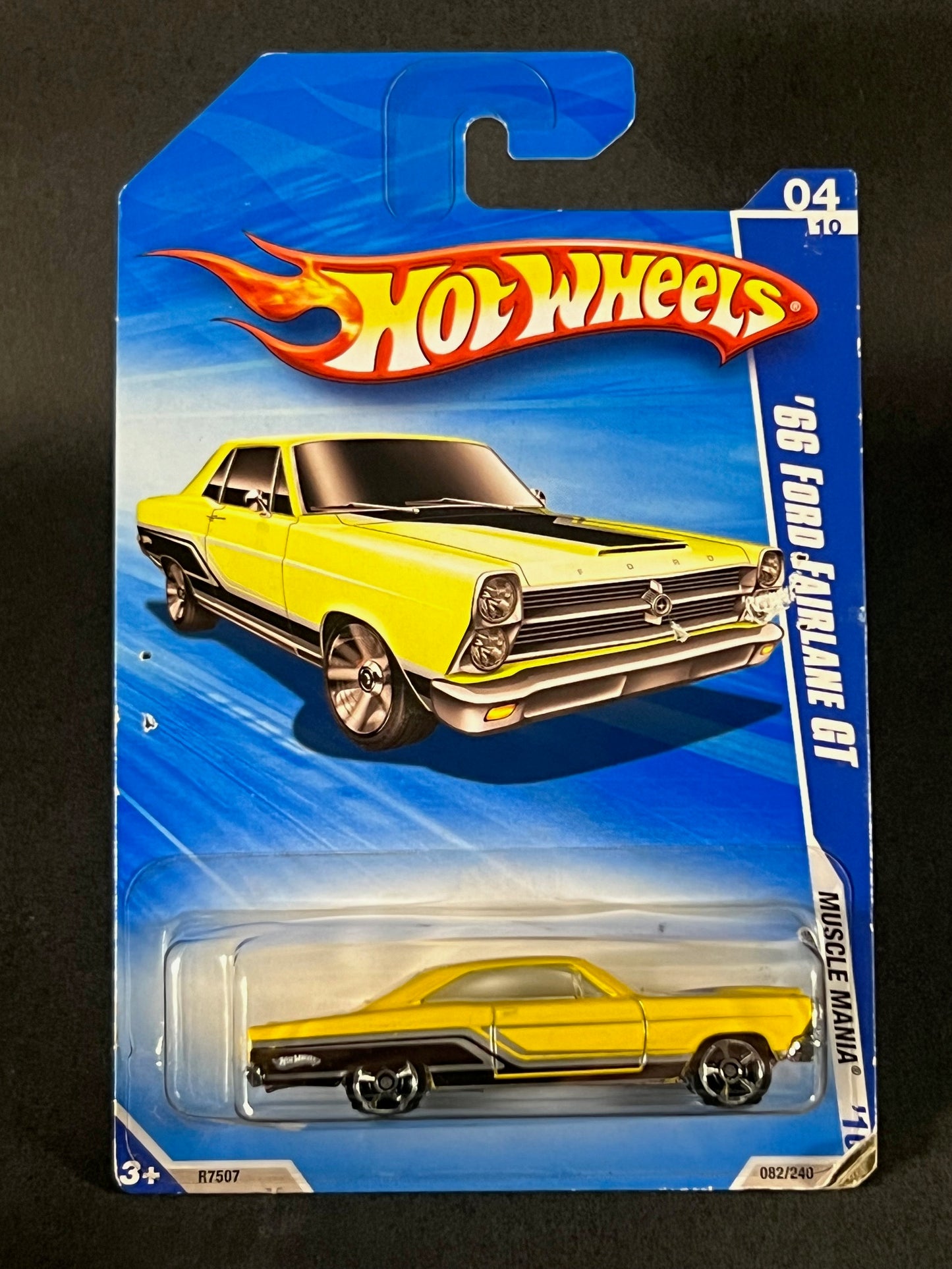 Hot Wheels 2010 Muscle Mania '10 #4 '66 Ford Fairlane GT, Yellow
