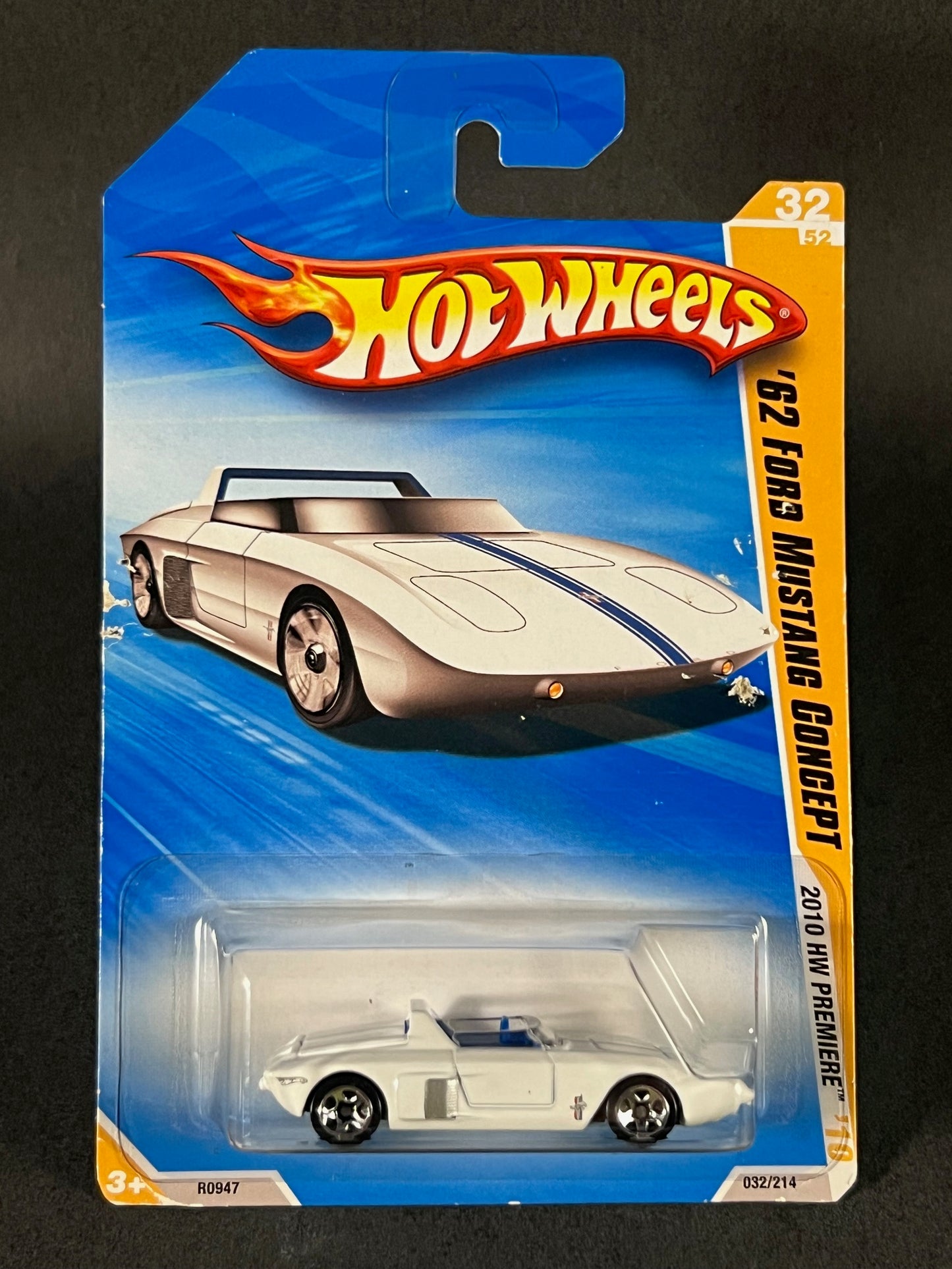 2009 Hot Wheels HW Premiere '10 #32 '62 Ford Mustang Concept, White