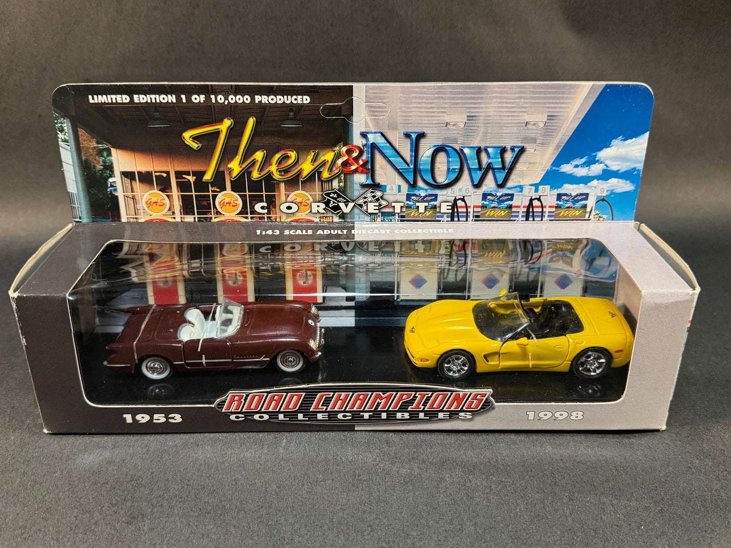 1999 Road Champions Collectibles Then & Now 1953 and 1998 Corvettes