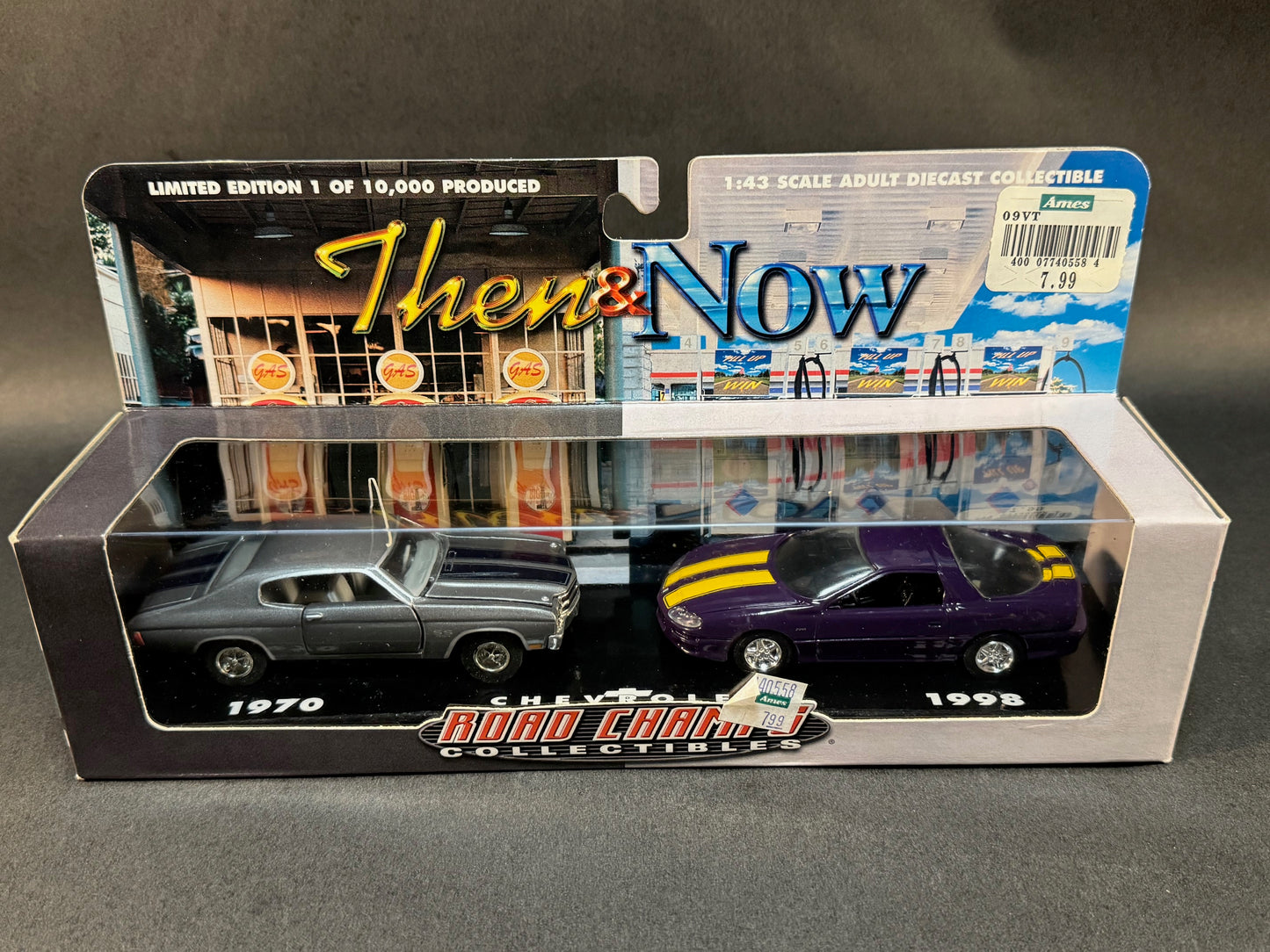 1999 Road Champions Collectibles Then & Now 1970 and 1998 Chevrolet Camaros