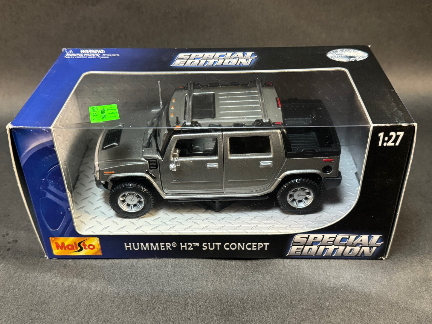 2002 Maisto Special Edition 1:27 Scale Hummer H2 Sut Concept, Silver