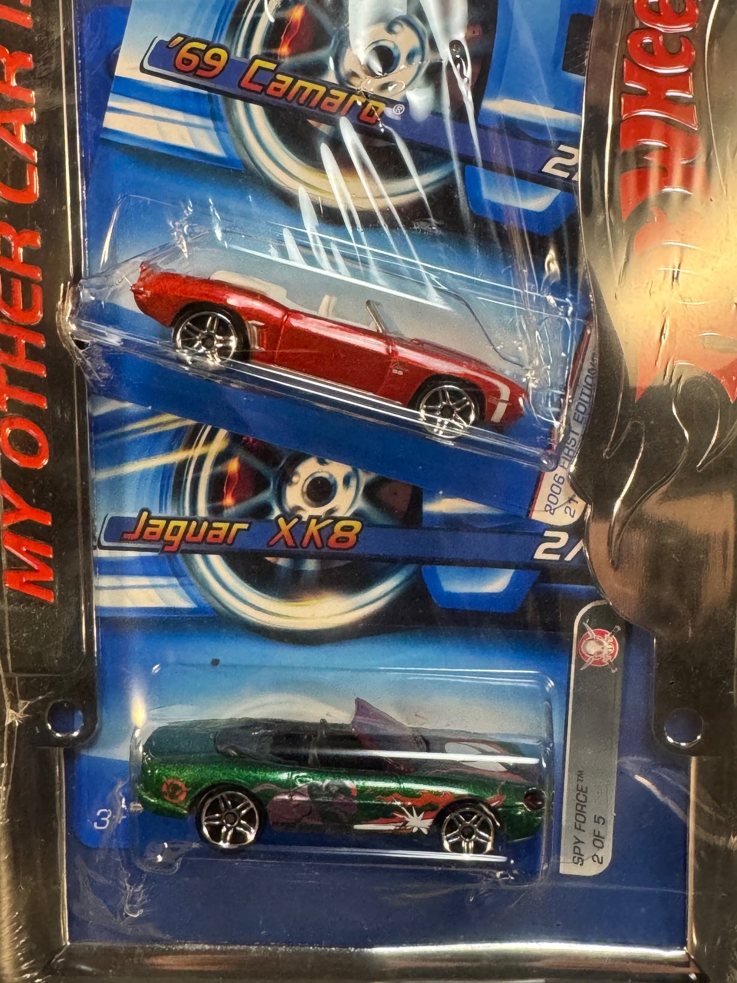 2006 Hot Wheels Exclusive 2 Car Pack With License Plate Frame