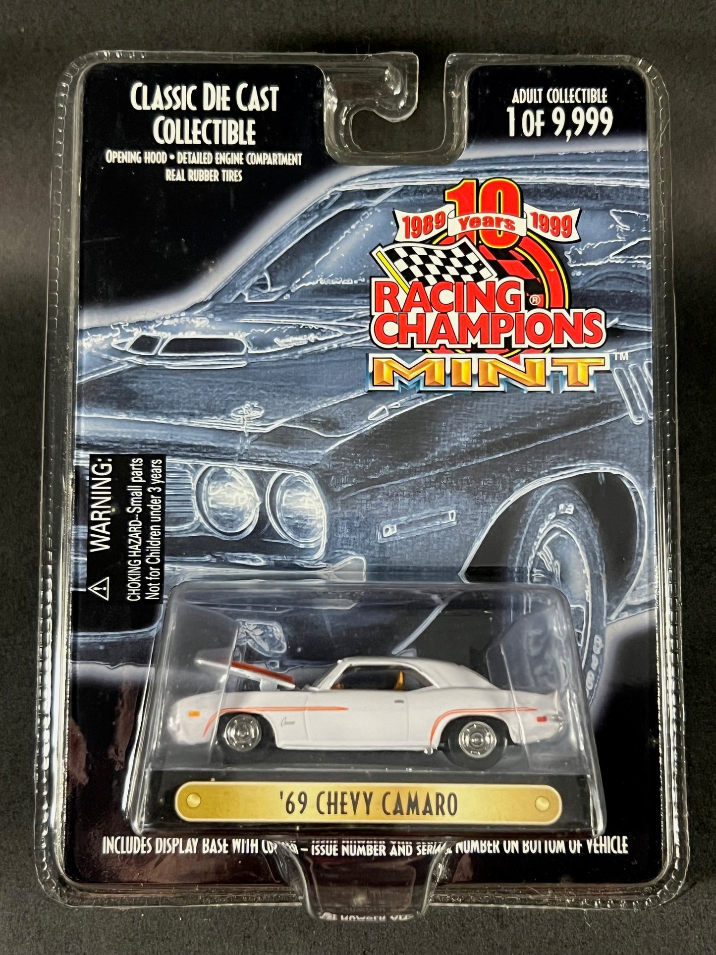 1999 Racing Champions MINT Issue #246 '69 Chevy Camaro, White