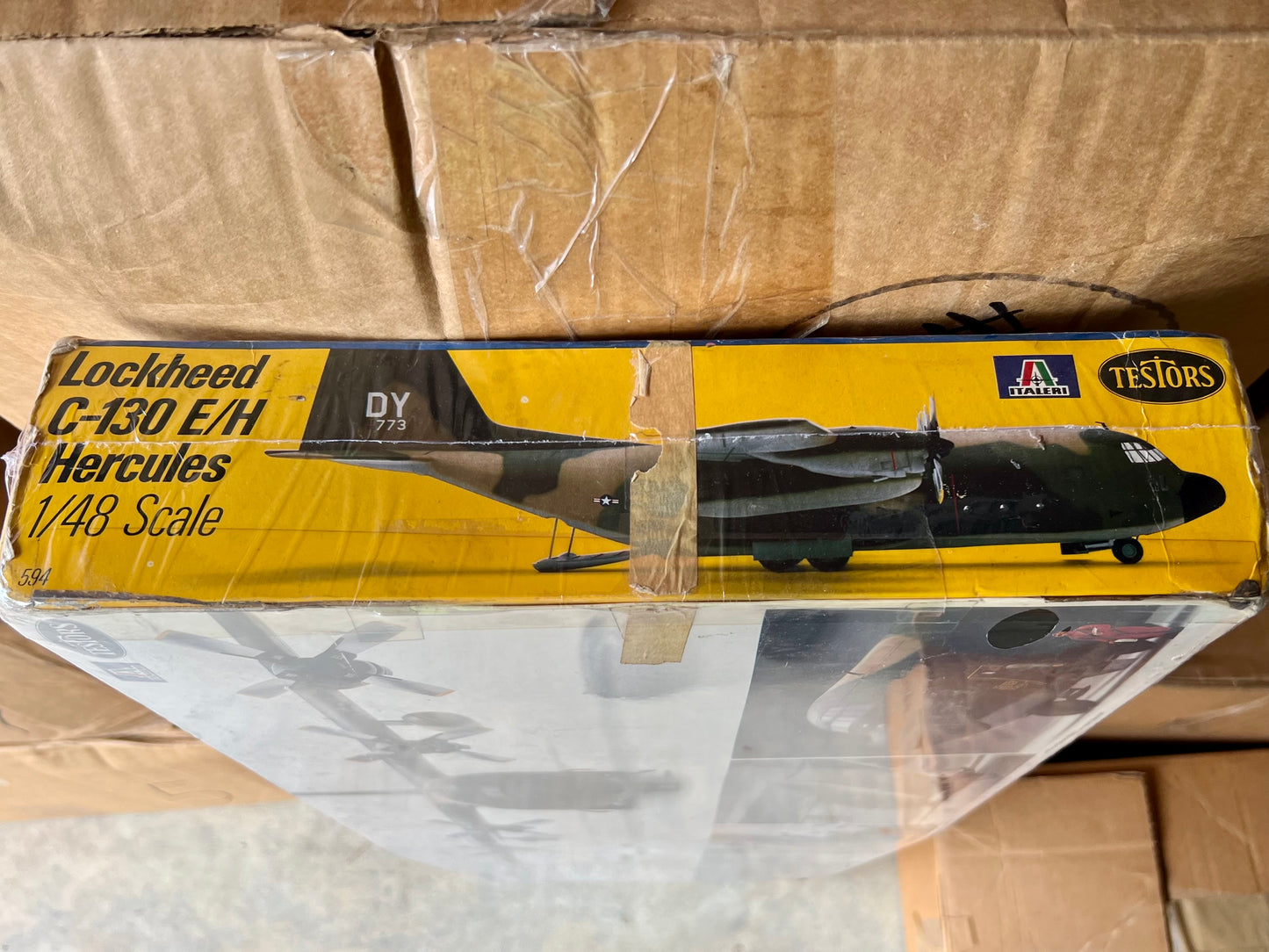 Italeri Testors Model Kit 594 1:48 Scale Lockheed C-130 E/H Hercules