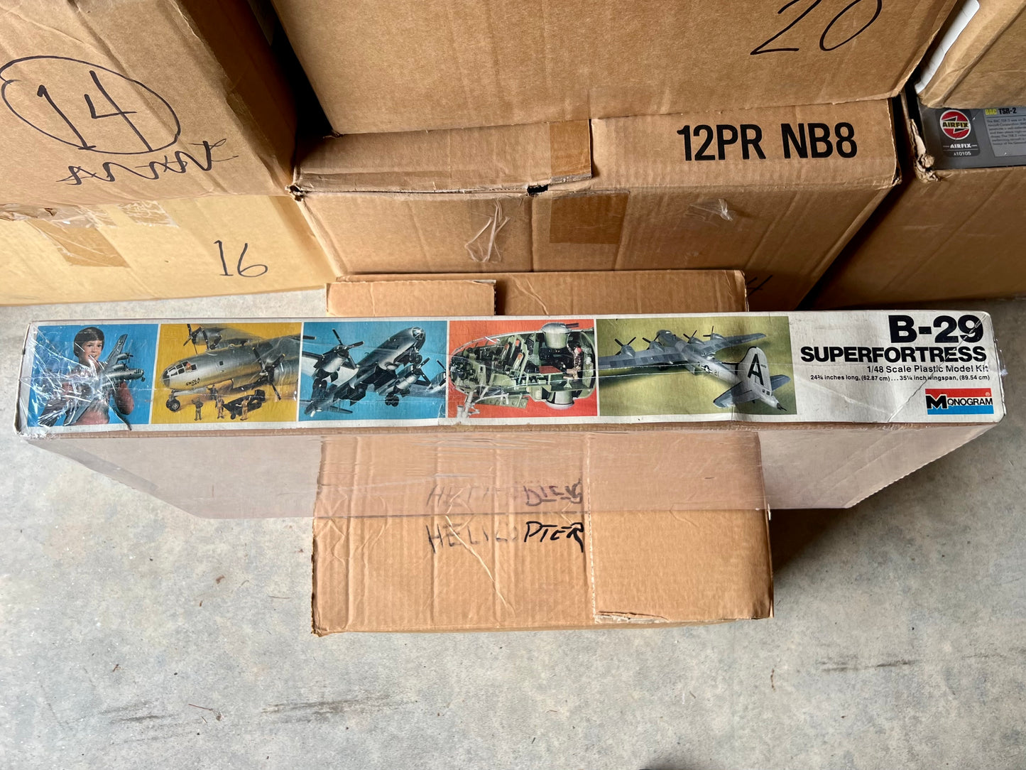 1977 Monogram Model Kit 5700 1:48 Scale B-29 Superfortress