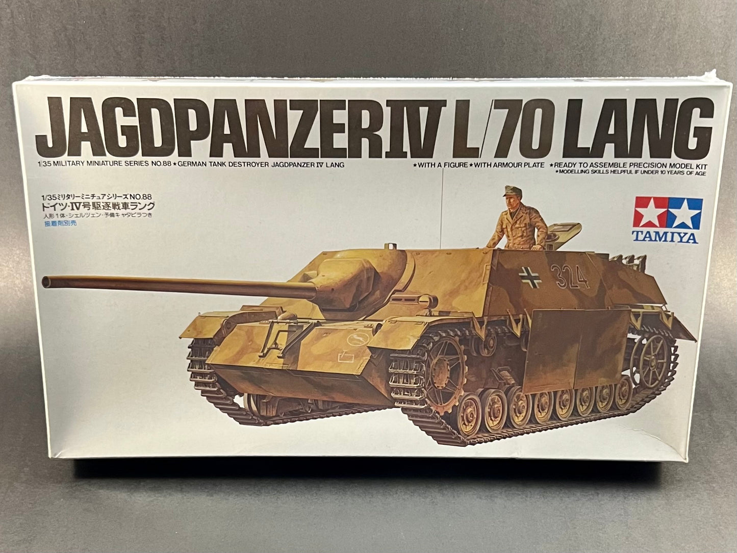 1976 Tamiya Model Kit 35088 1:35 Scale Jagdpanzer IV L/70 Lang