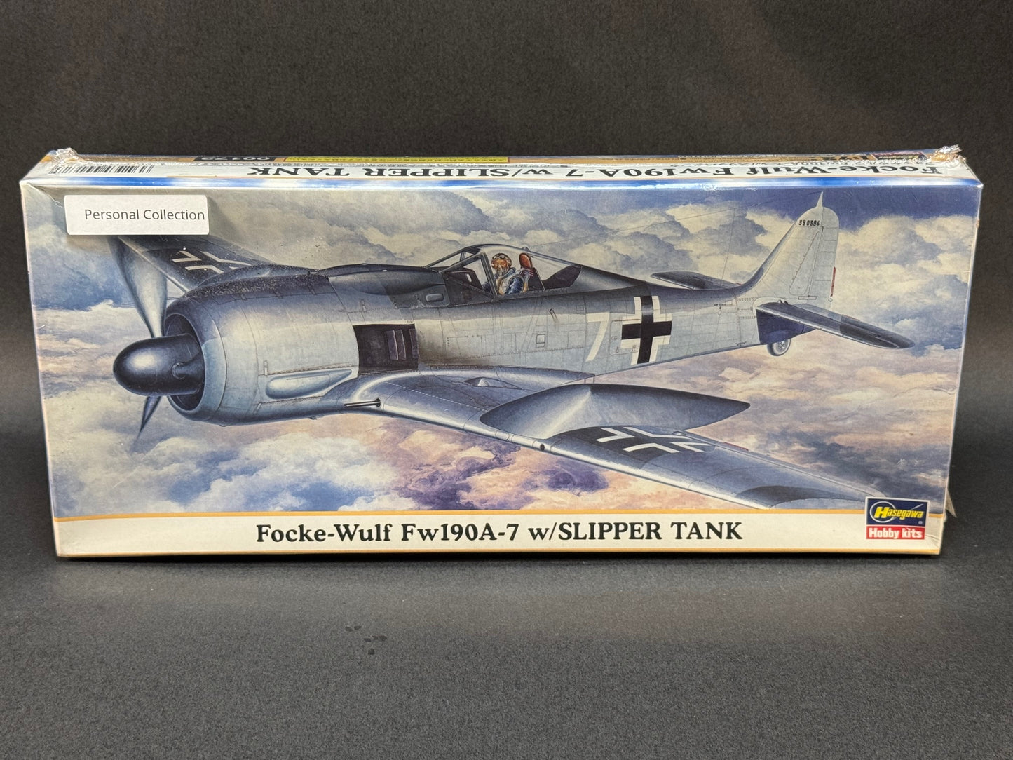 Hasegawa Model Kit 00172 1:72 Scale Focke-Wulf Fw190A-7 w/Slipper Tank