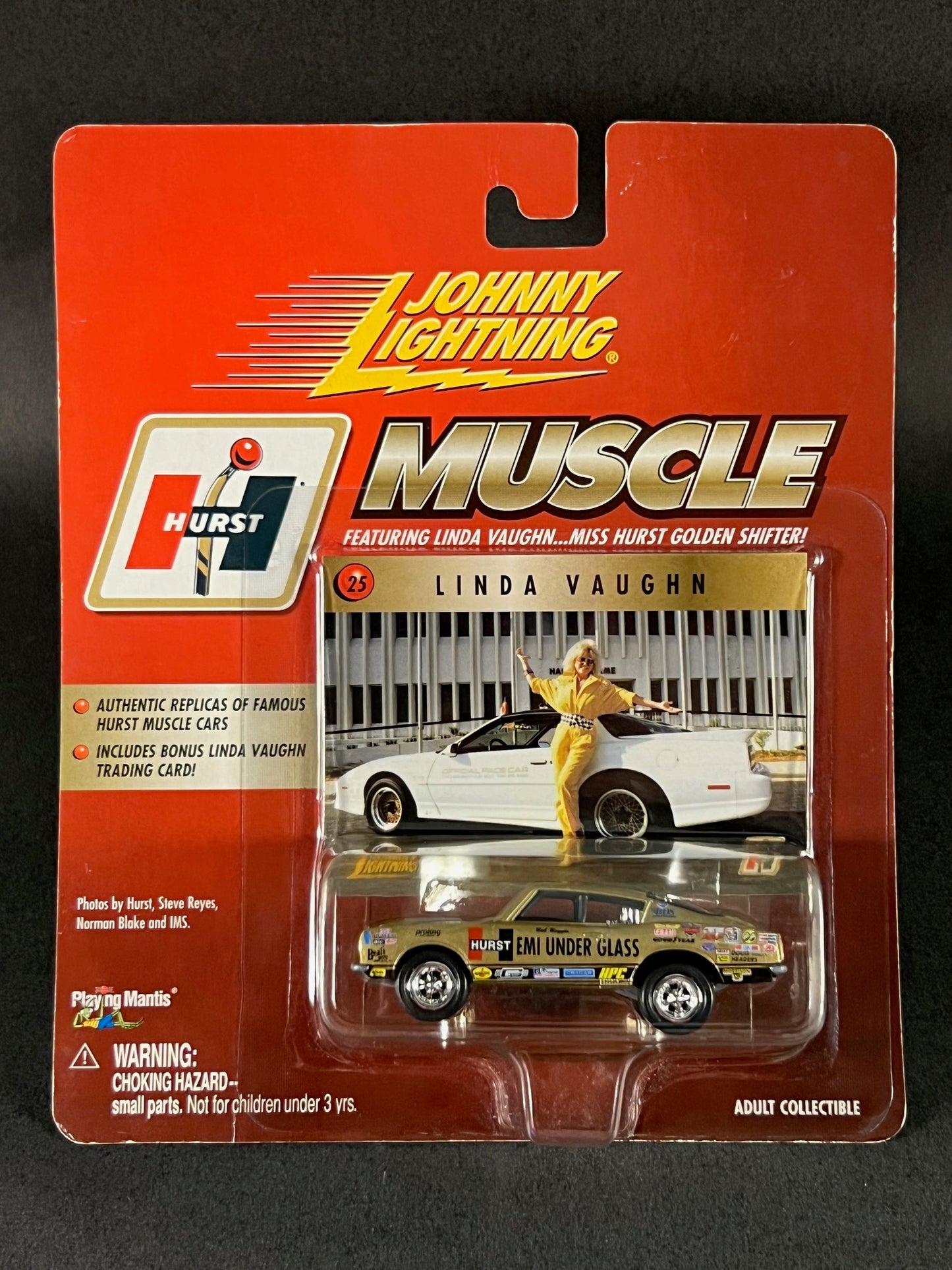 2000 Johnny Lightning Hurst Muscle #25 Linda Vaughn Hemi Under Glass, Gold