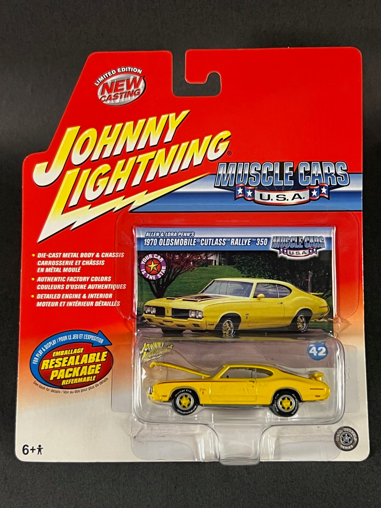 2004 Johnny Lightning Muscle Cars USA #42 1970 Oldsmobile Cutlass RallyE 350, Yellow