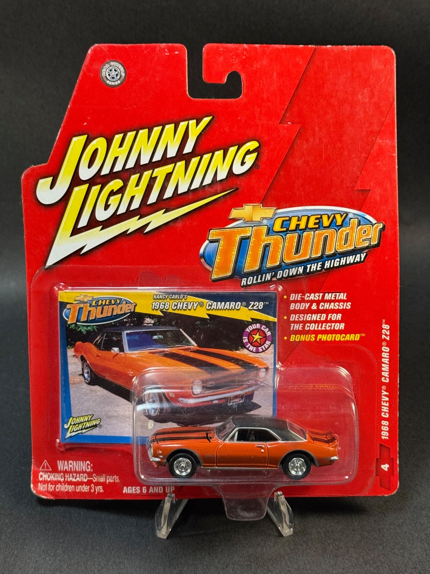 2004 Johnny Lightning Chevy Thunder #4 1968 Chevy Camaro Z28, Red