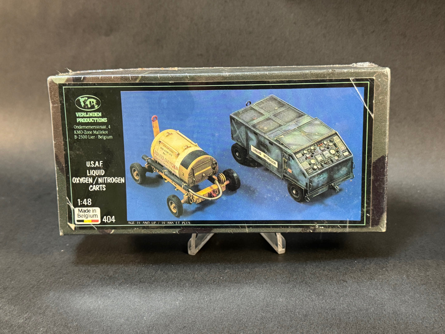 1996 Verlinden Productions Model Kit 404 1:48 Scale USAF Liquid Oxygen/Nitrogen Carts