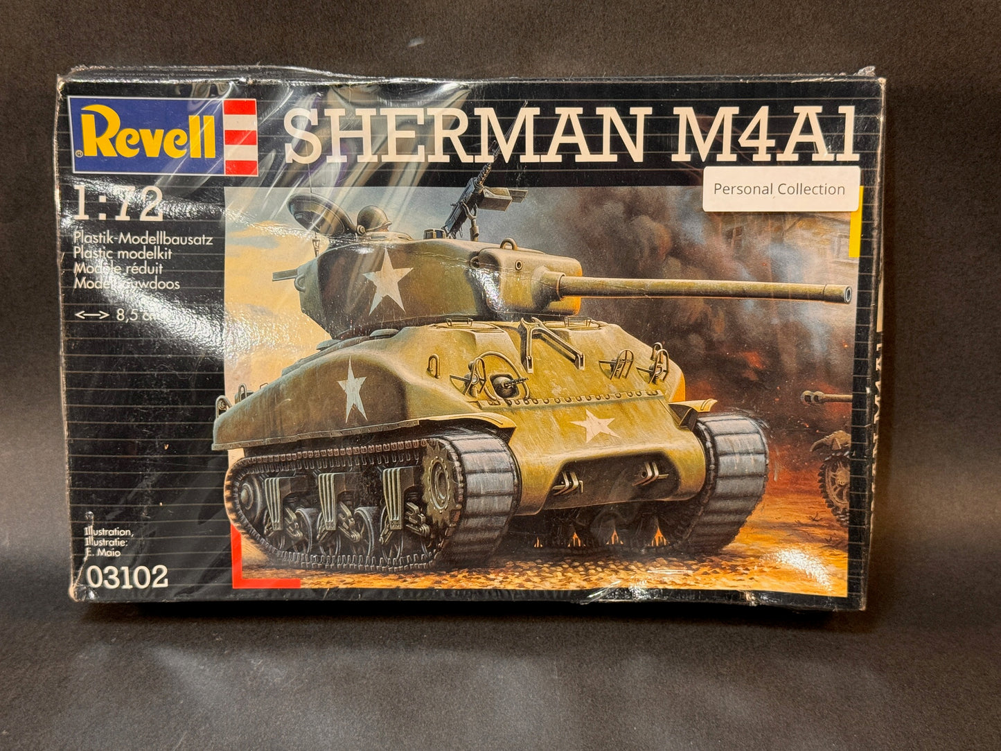 Revell Model Kit 03102 1:72 Scale Sherman M4A1