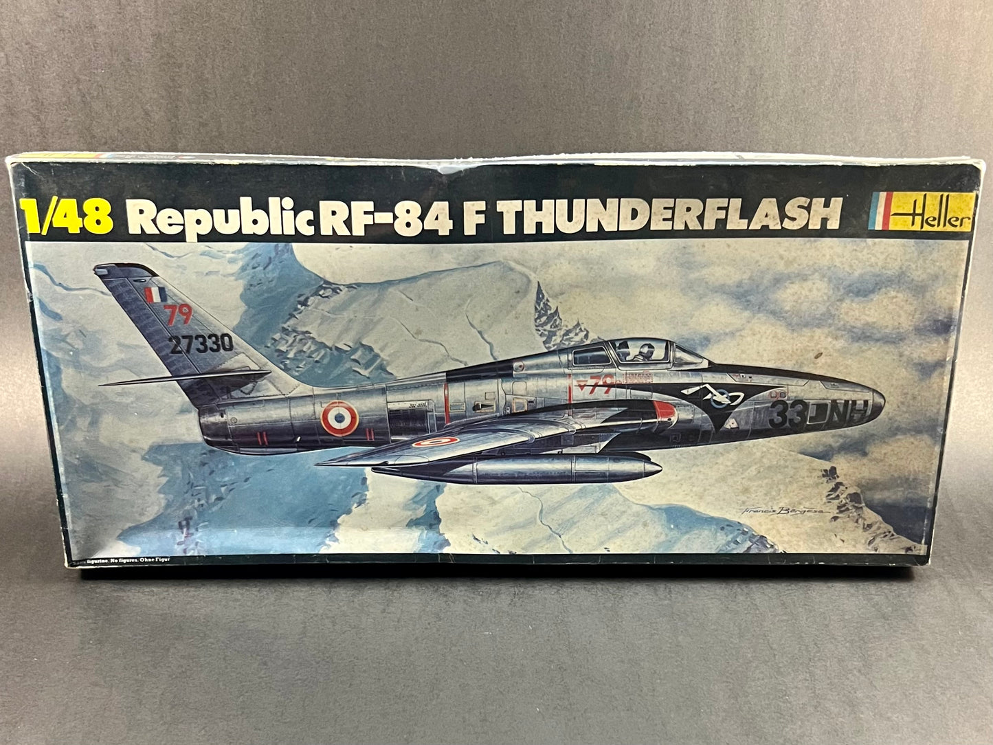 Heller Model Kit 556 1:48 Scale Republic RF-84F Thunderflash