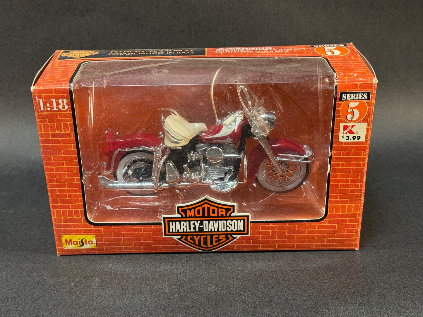 1998 Maisto Harley Davidson Series 5 1962 FLH Duo Glide, Red