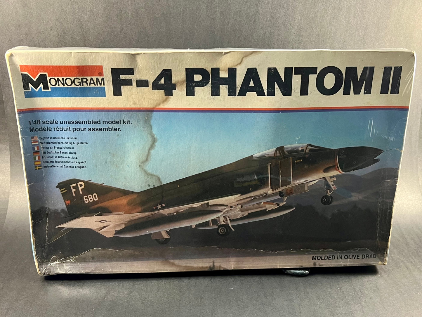 1979 Monogram Model Kit 5800 1:48 Scale F-4 Phantom II