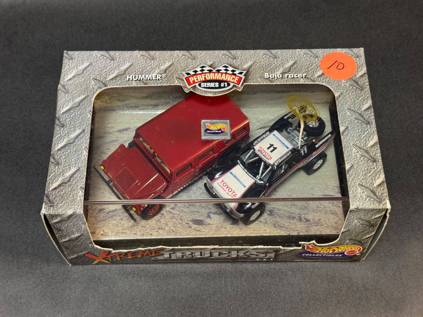 1999 Hot Wheels Collectibles Xtreme Trucks 2 Car Set