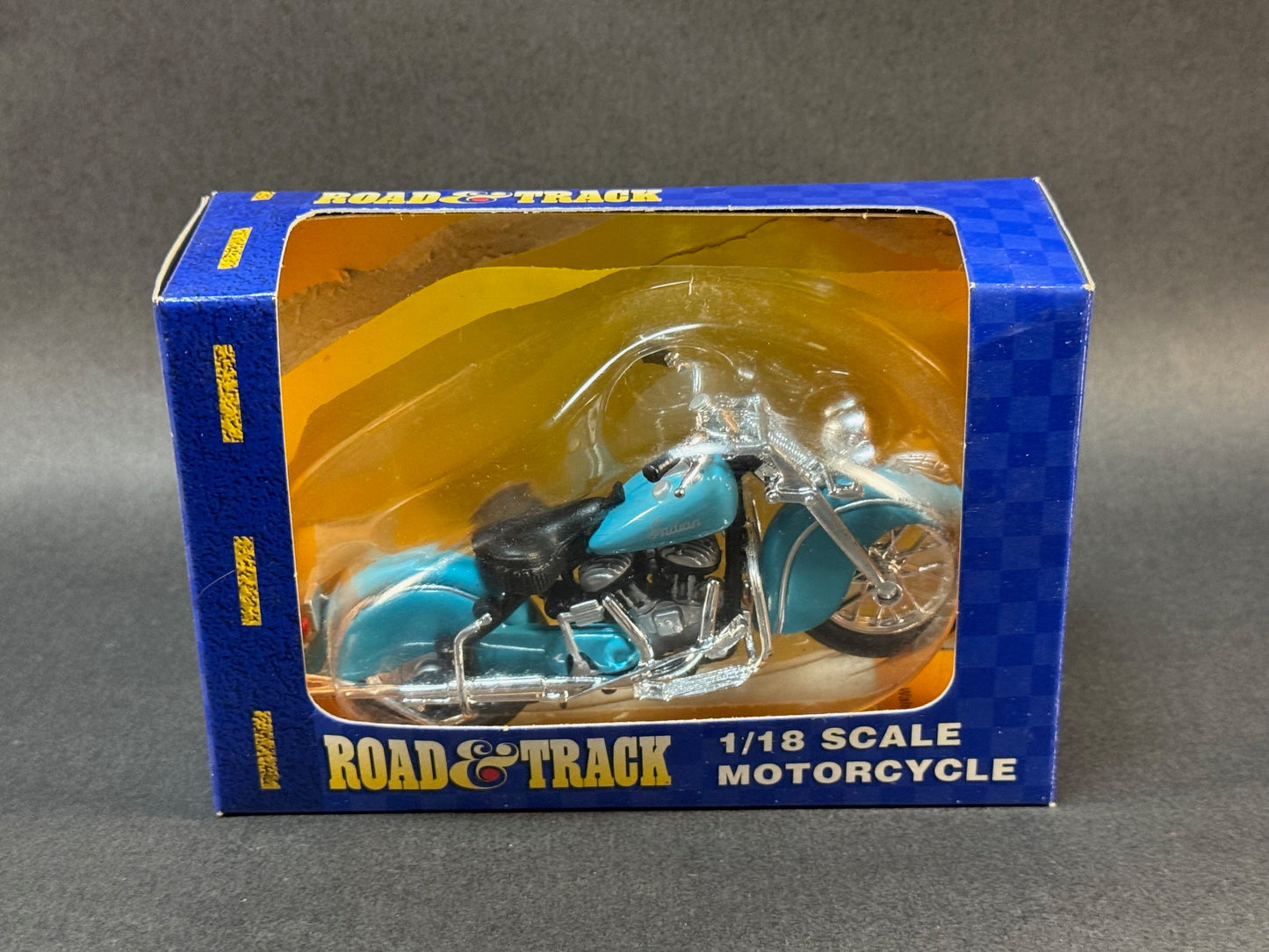 2001 Maisto Road & Track 1:18 Scale Indian Chief Motorcycle, Blue