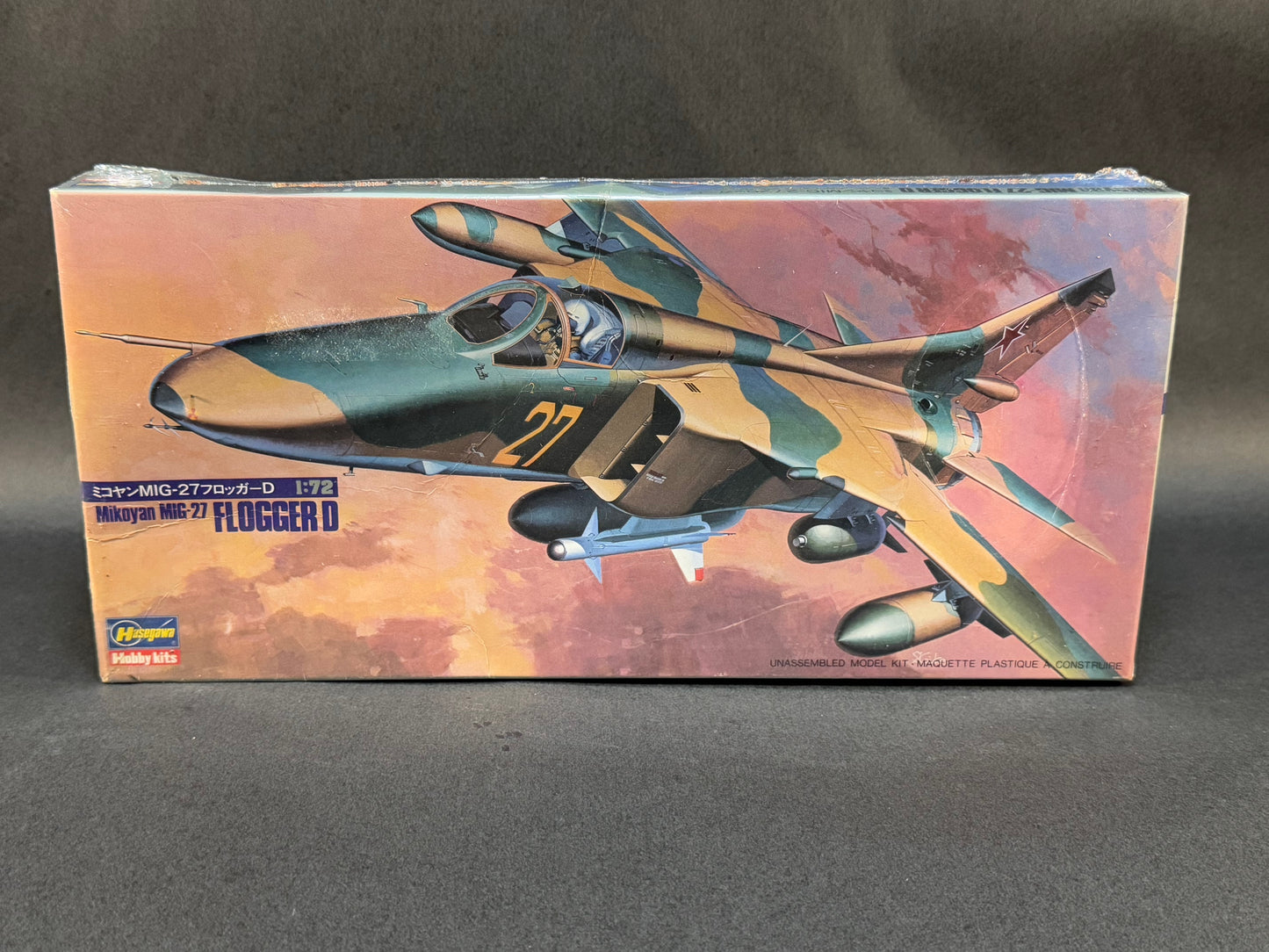 Hasegawa Model Kit 712 1:72 Scale Mikoyan MiG-27 Flogger D