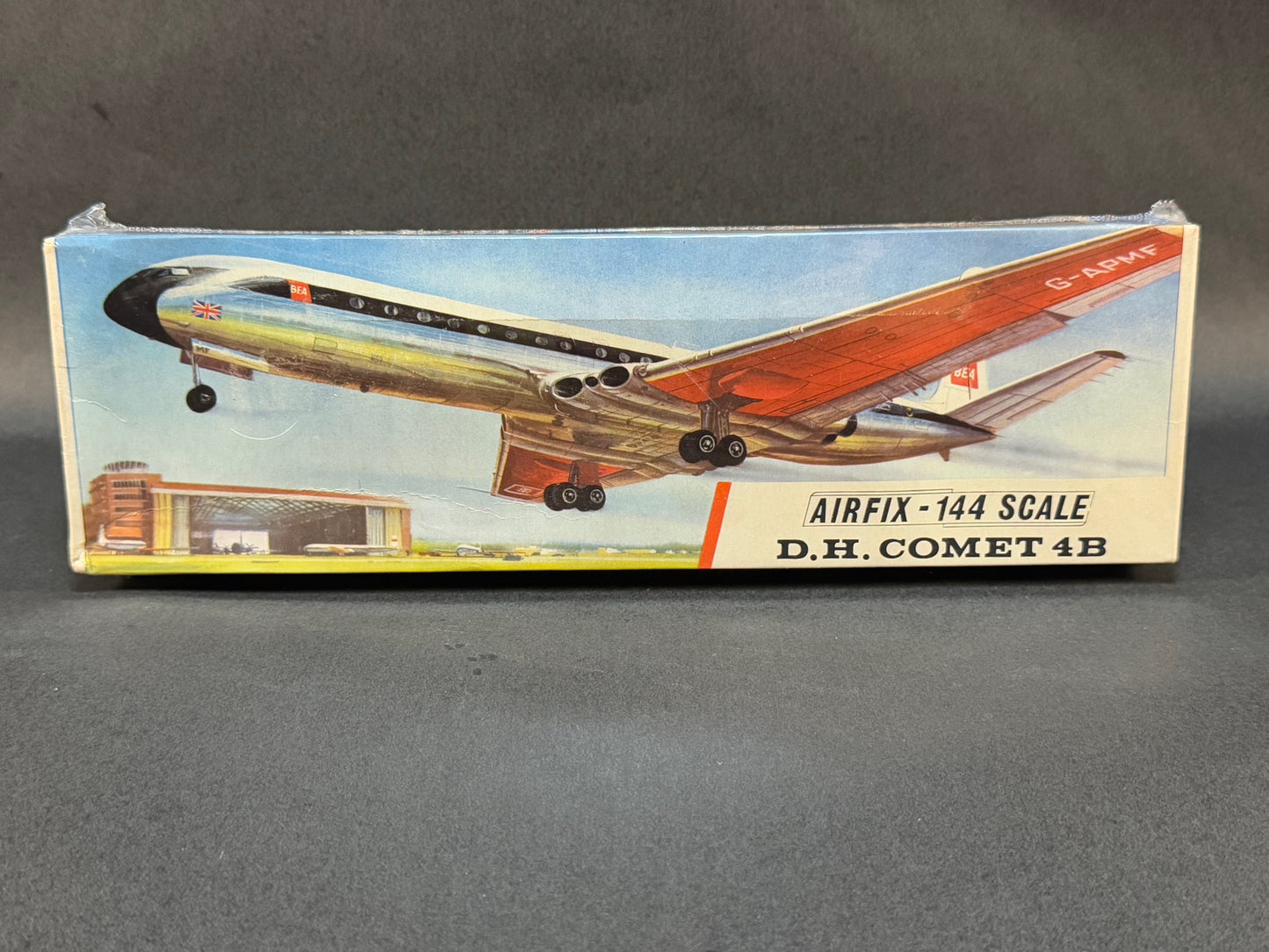 Airfix-144 Model Kit SK500 1:144 Scale D.H. Comet 4B