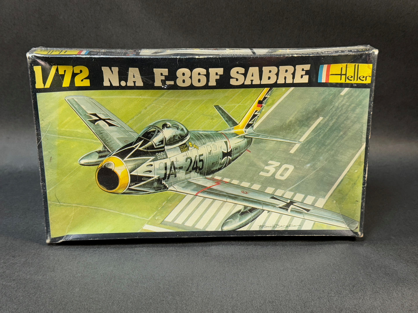 1979 Heller Model Kit 277 1:72 Scale N.A F-86F Sabre